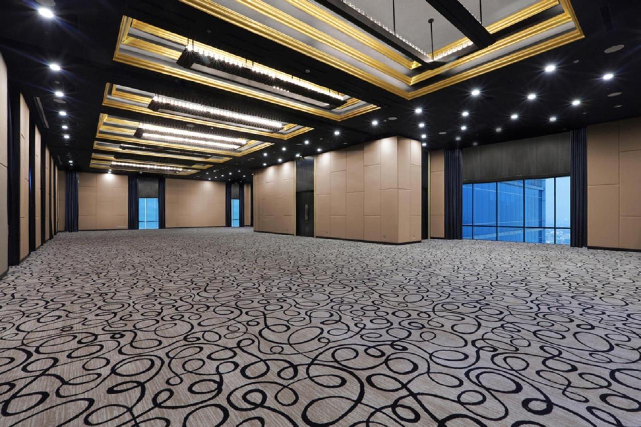 Aston Priority Simatupang And Conference Center 4*