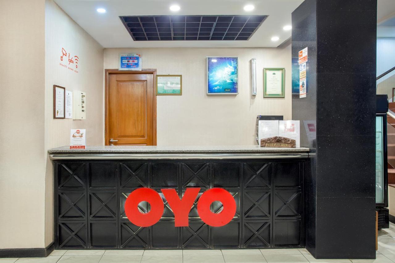 Oyo 108 Surya Hotel Jakarta