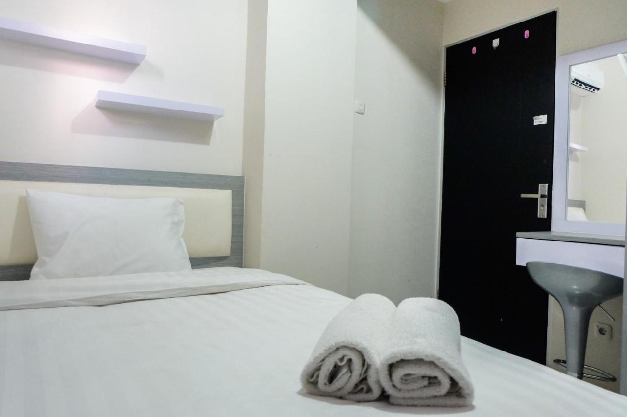 Minimalist 2br Pancoran Riverside By Travelio Jakarta
