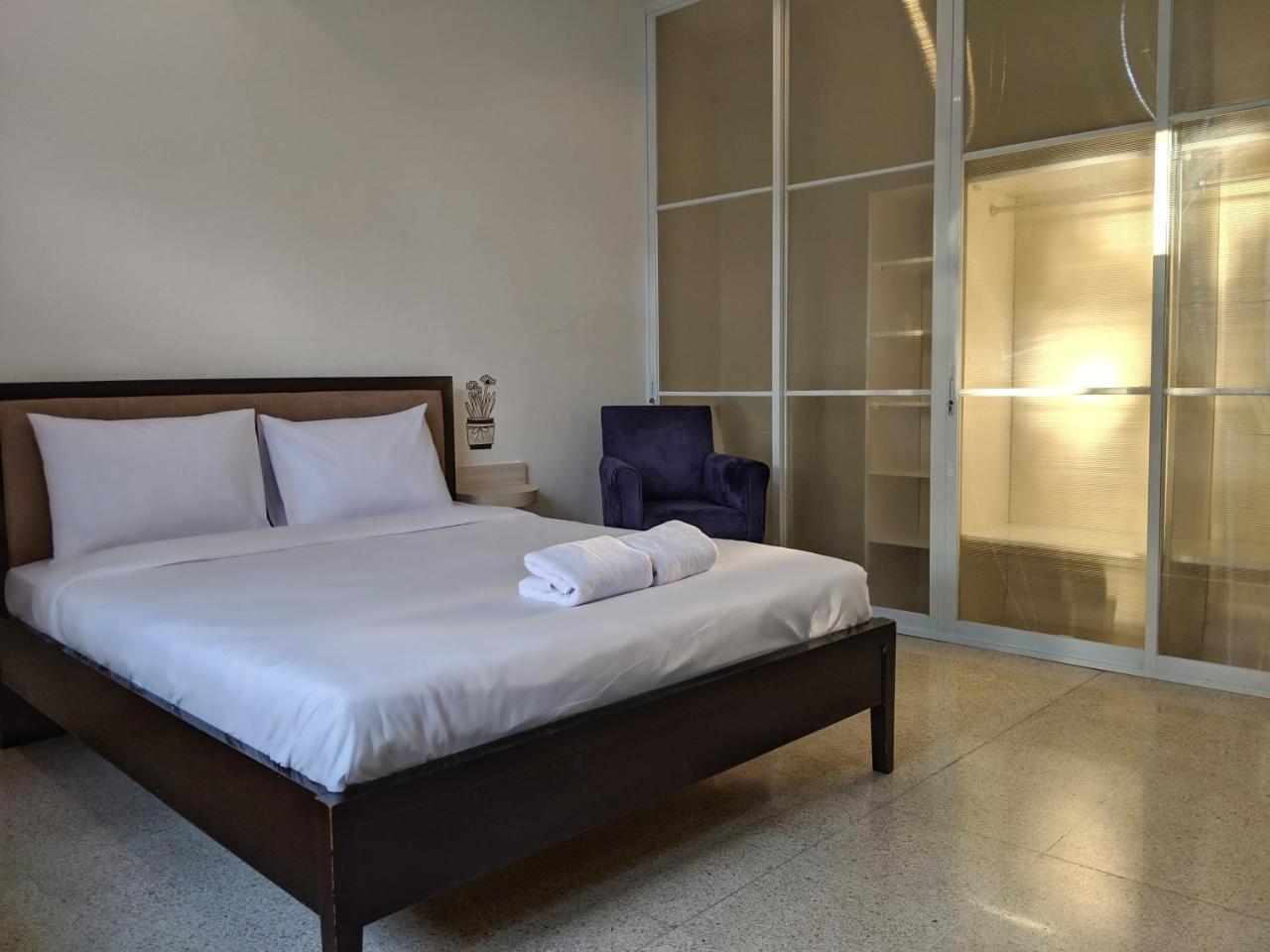 My By Flat06 Bed & Breakfast 2*