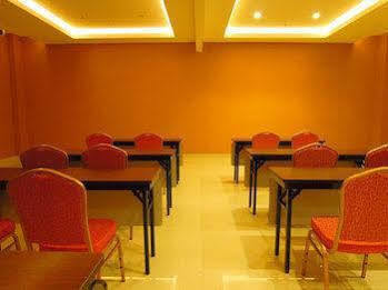 Whiz Prime Kelapa Gading Hotel