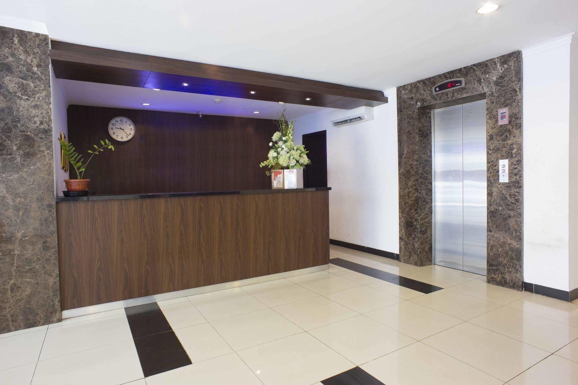 Reddoorz @ Gunung Sahari Hotel Jakarta