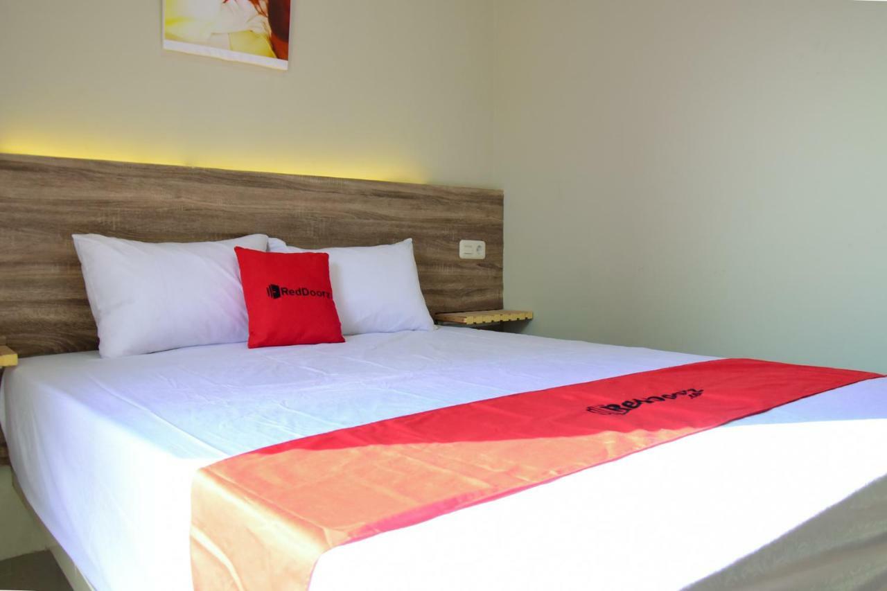 Reddoorz Near Mangga Dua Square Guest house 2*