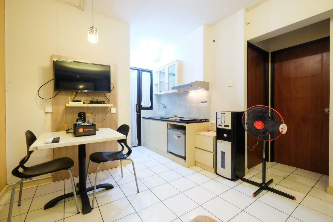 Homey And Simply 2br Kebagusan By Travelio * Jakarta
