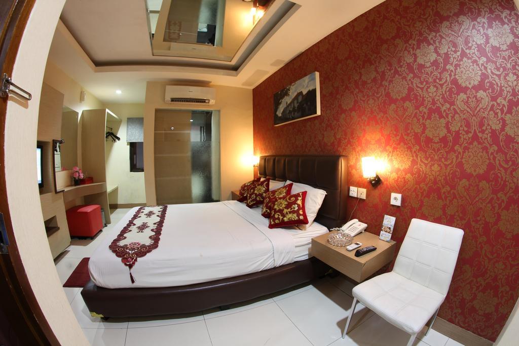 Antoni Jakarta