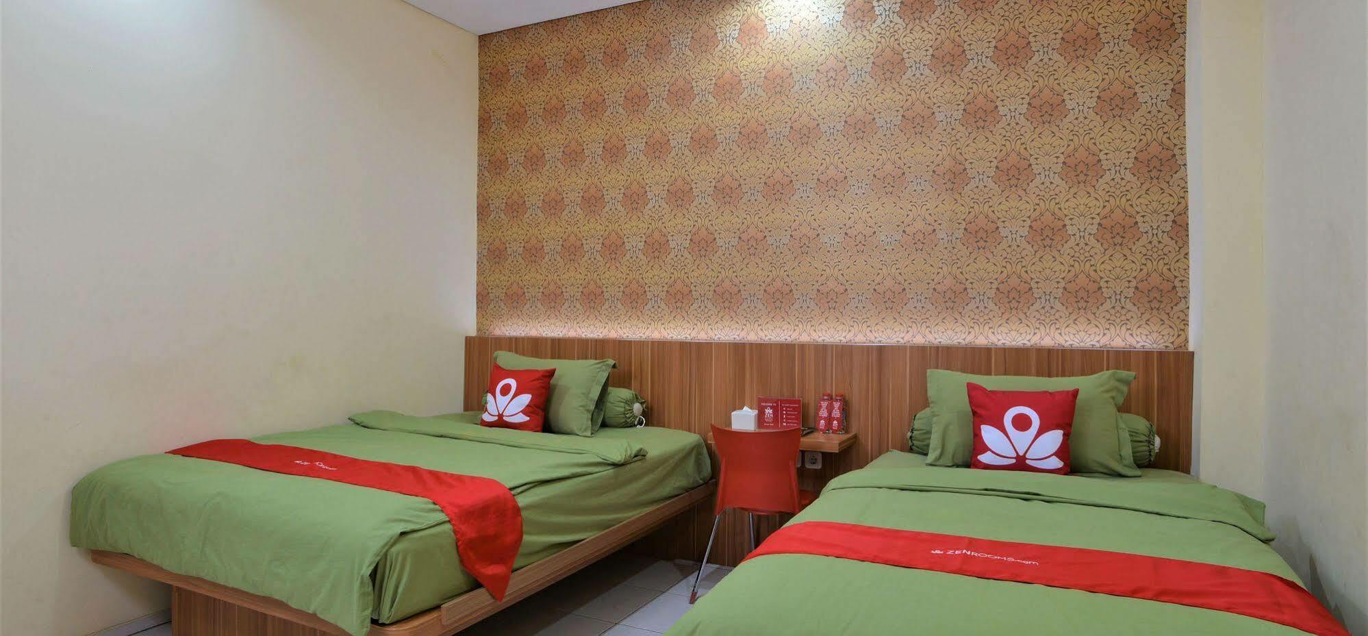 Wisma tamu Apple Near Sarinah Mitra Reddoorz Jakarta