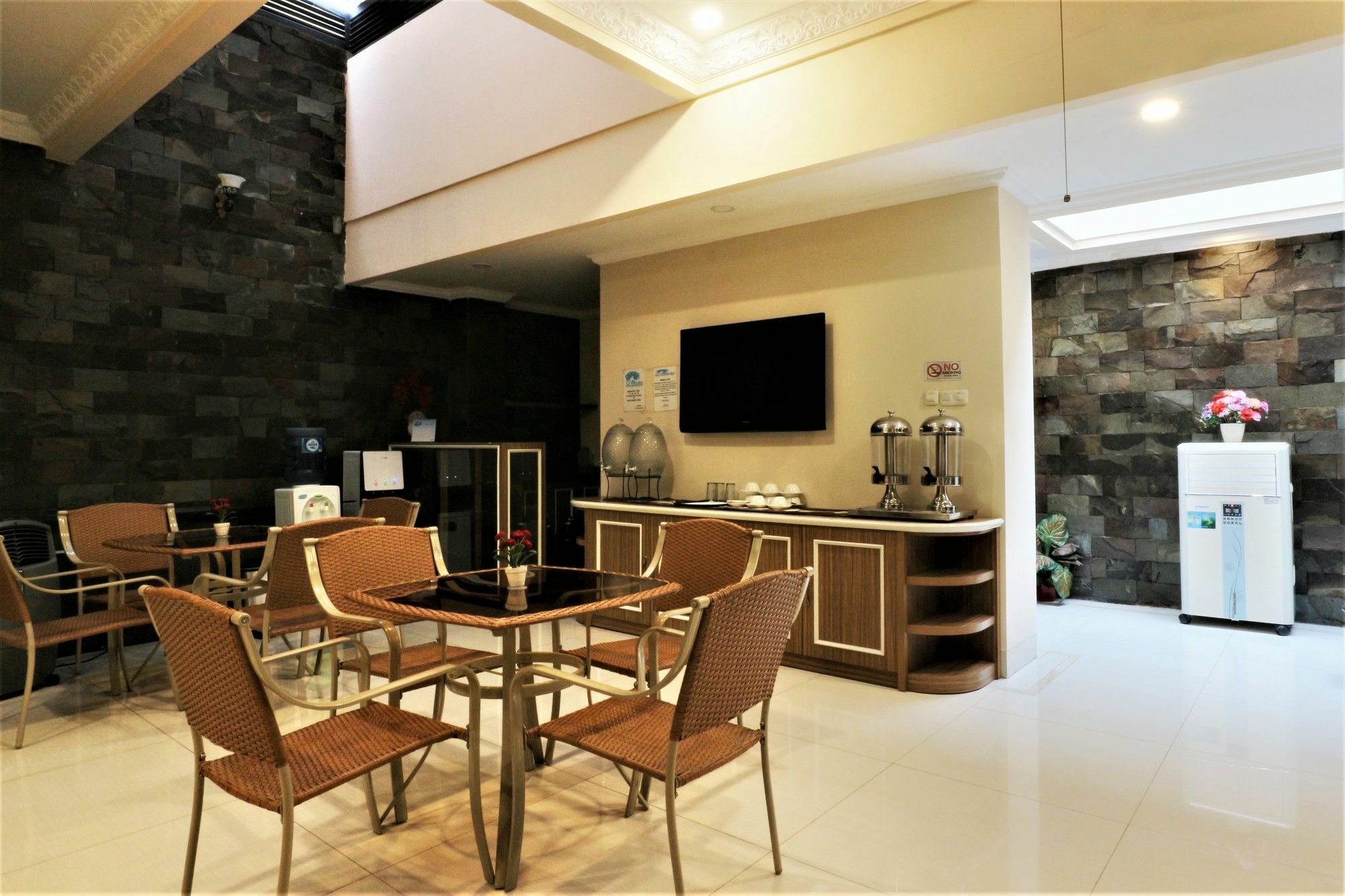 Alivio Kuningan Hotel Jakarta
