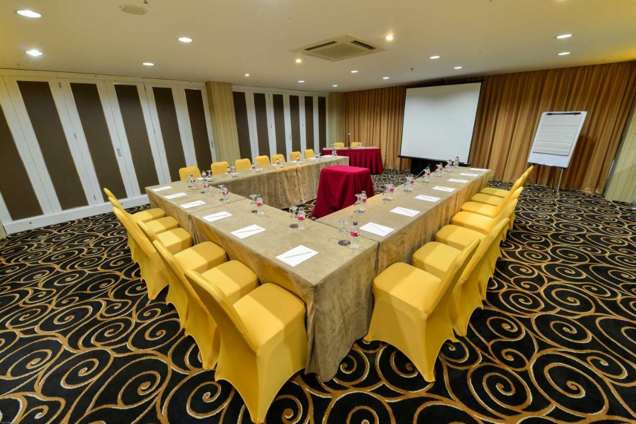 D'hotel Hotel Jakarta