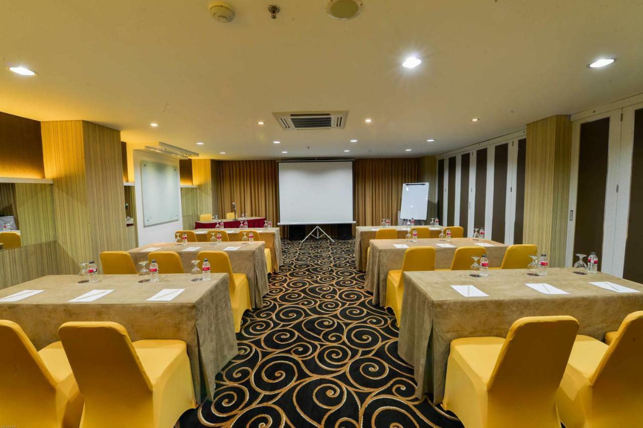 D'hotel Hotel 3*