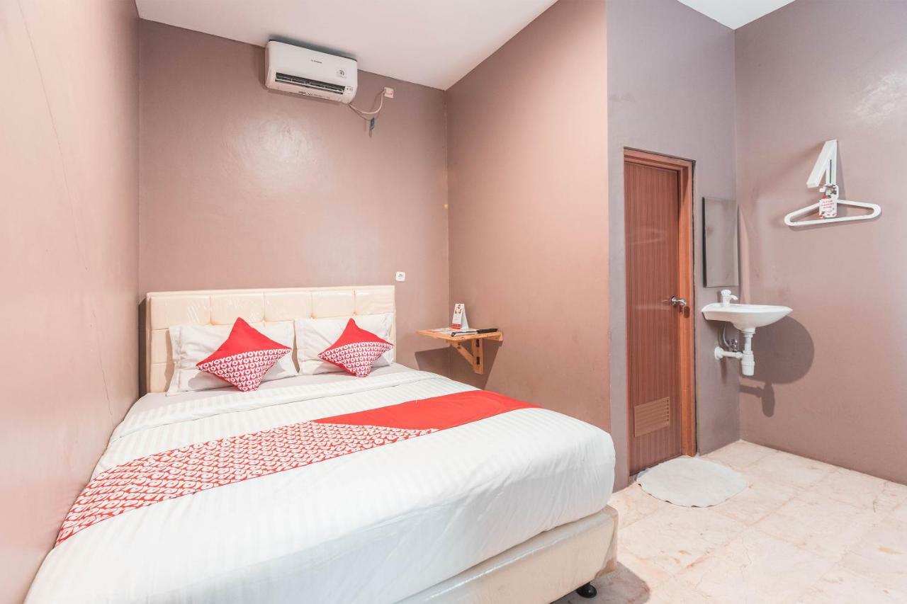 Oyo 286 Haji Saaba 20 Syariah Hotel