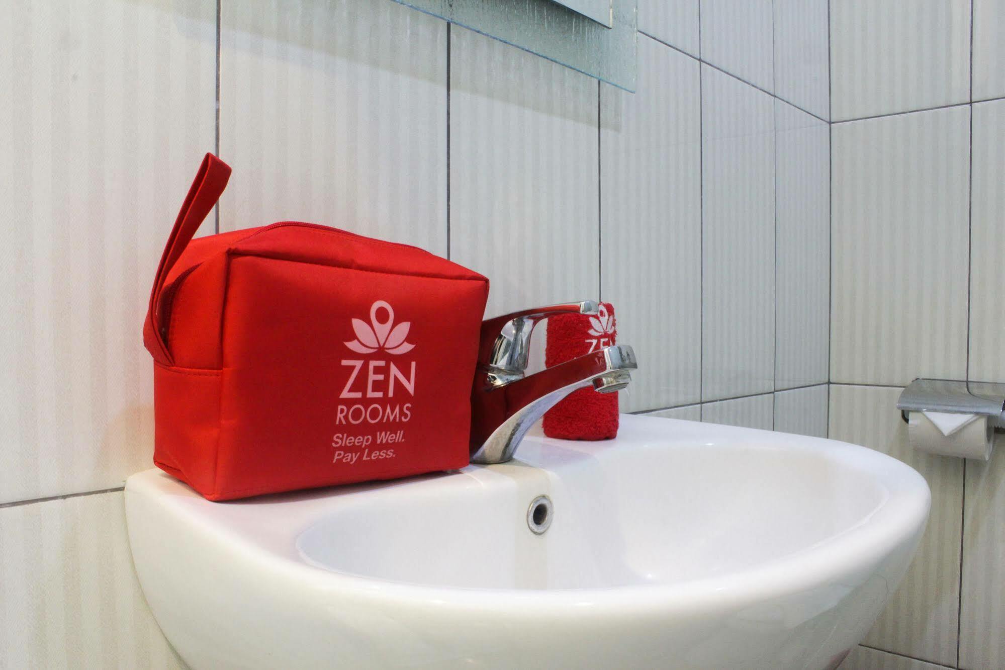 Zen Kuningan Anggrek Hotel