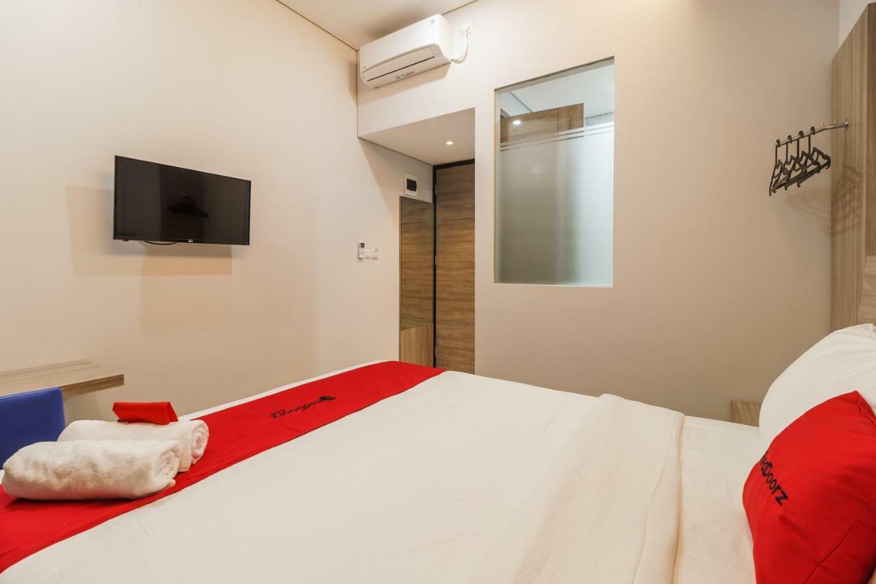 Reddoorz Near Senayan 3* Jakarta