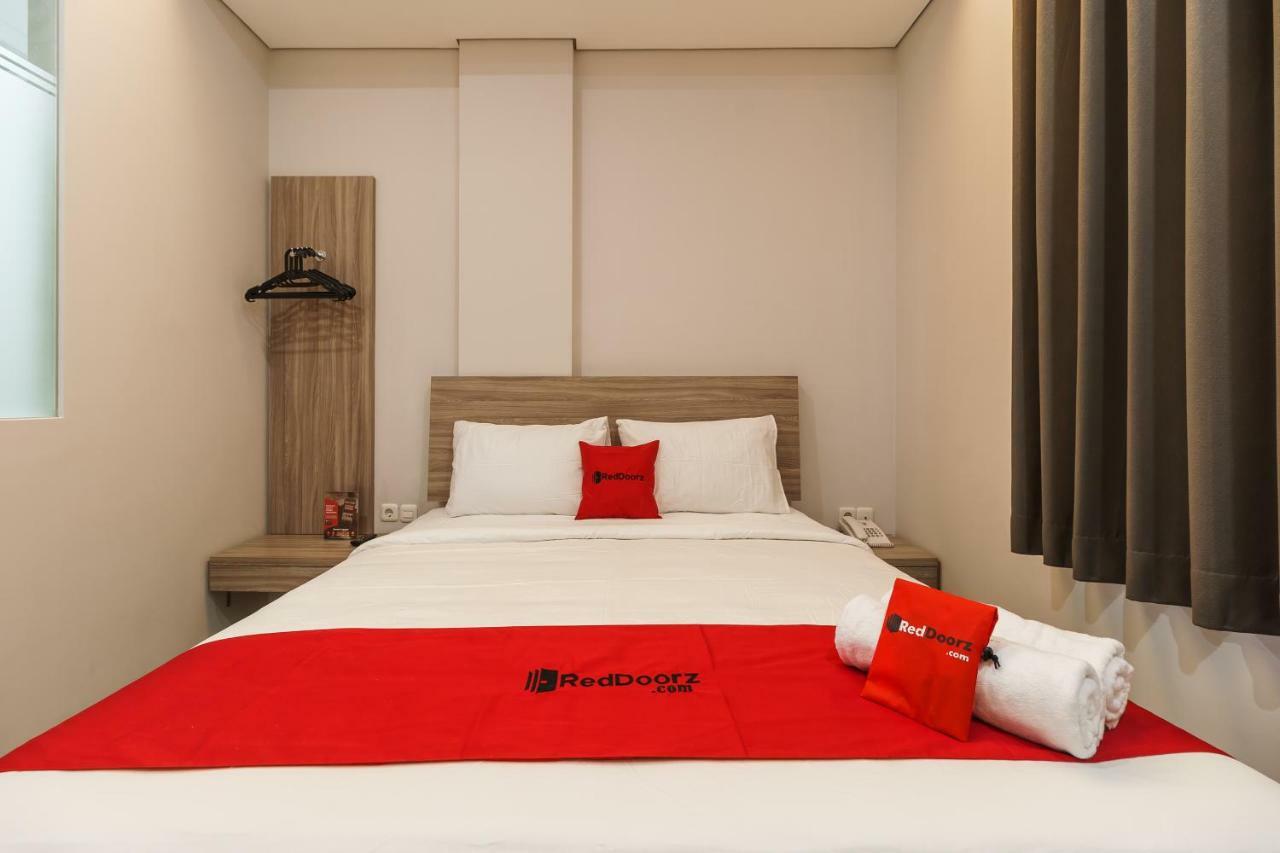 Reddoorz Near Senayan 3* Jakarta