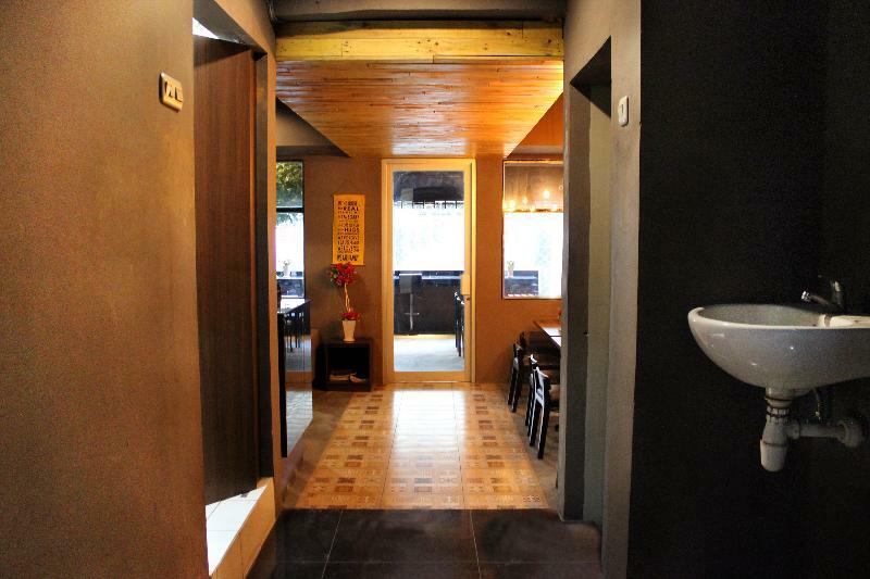 Urbanview Bes Mangga Besar By Reddoorz Jakarta