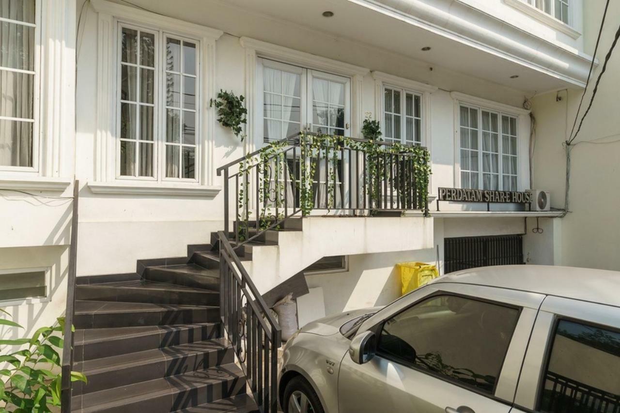 Reddoorz Syariah Near Pancoran 2 Guest house 3*
