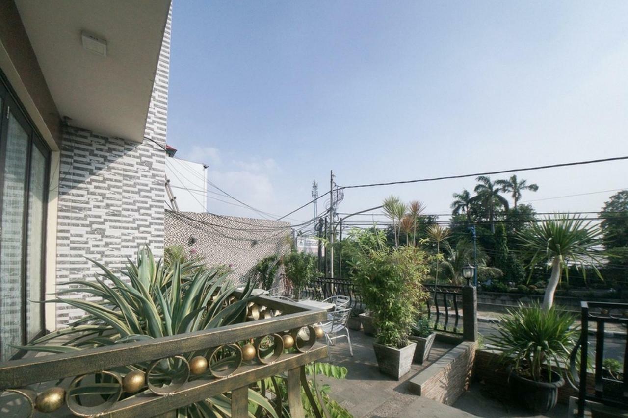 Guest house Reddoorz Near Pramuka Square Mall Jakarta