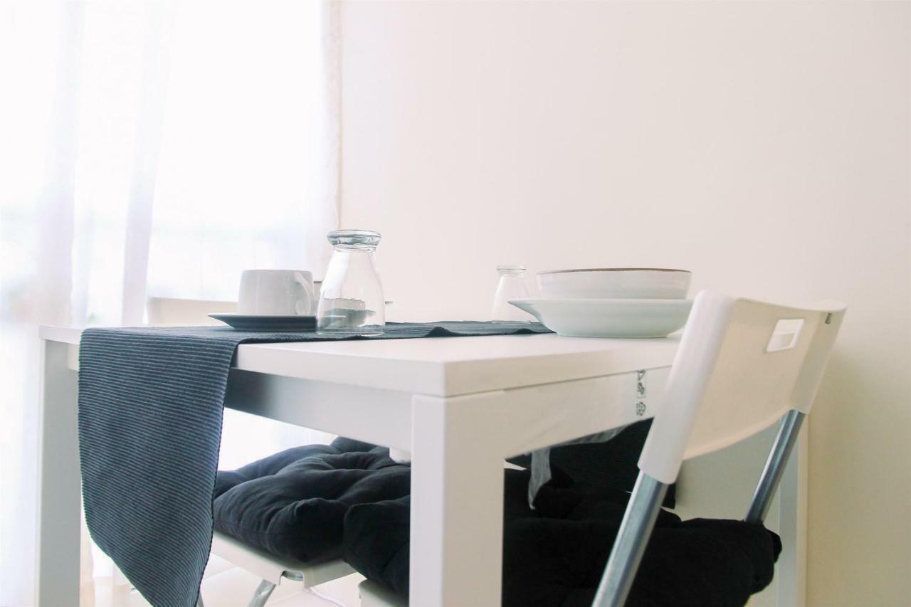 Homey And Comfy At Tifolia By Travelio Pangsapuri Jakarta