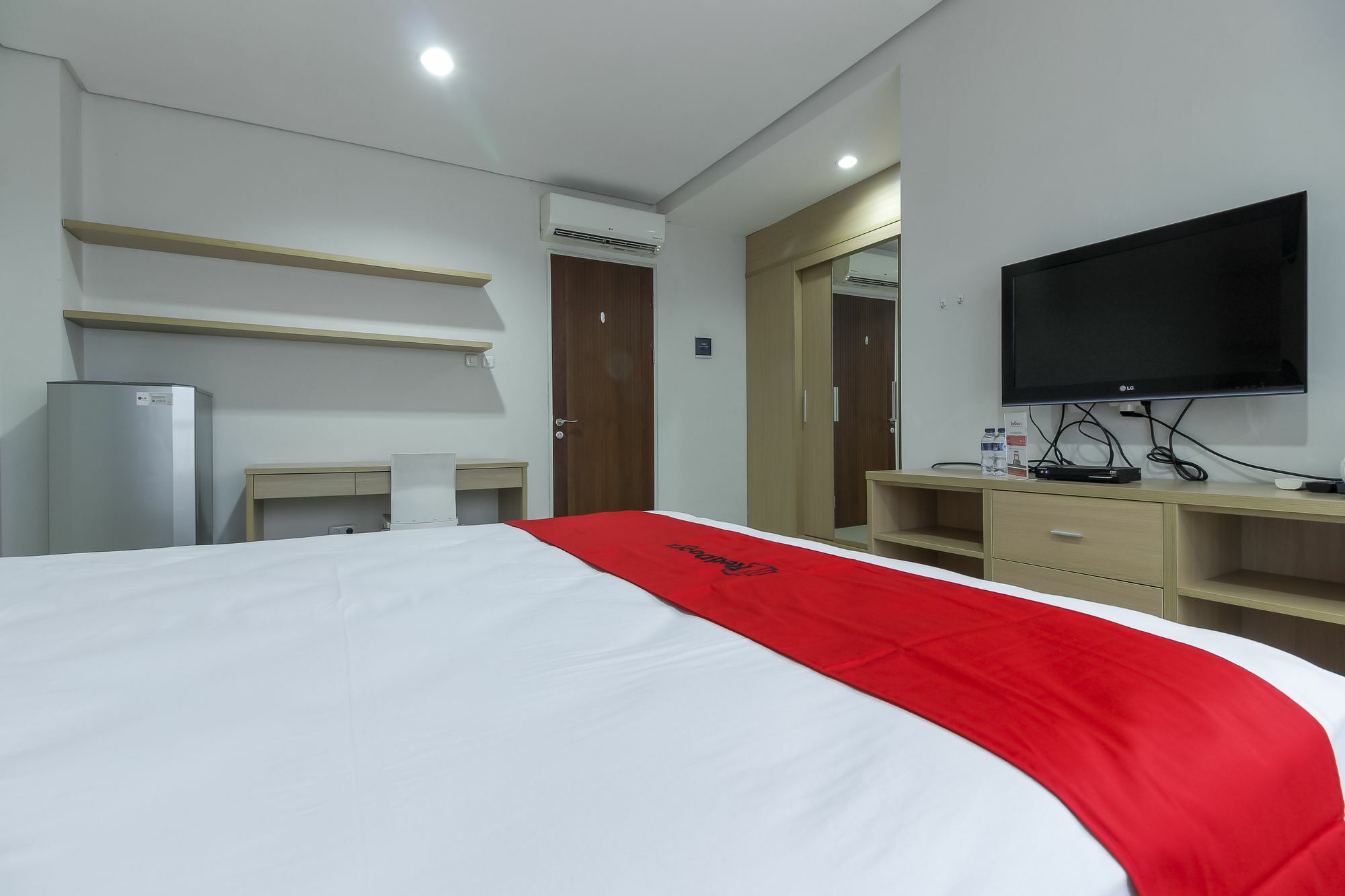 Guest house Reddoorz @ Patal Senayan 4 Jakarta
