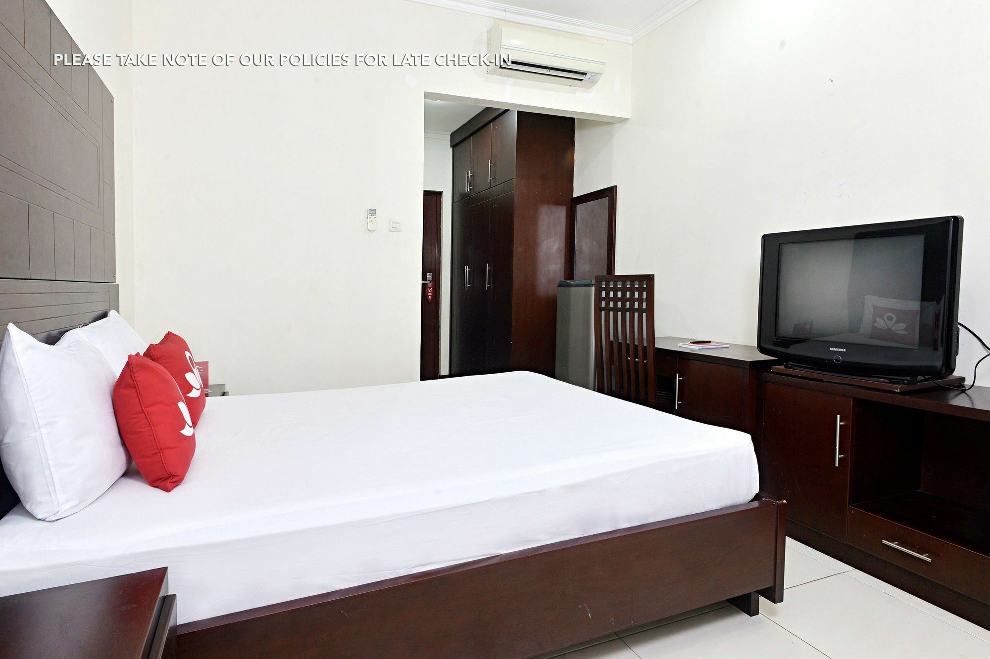 Guest house Zen Kuningan Tiong 3*