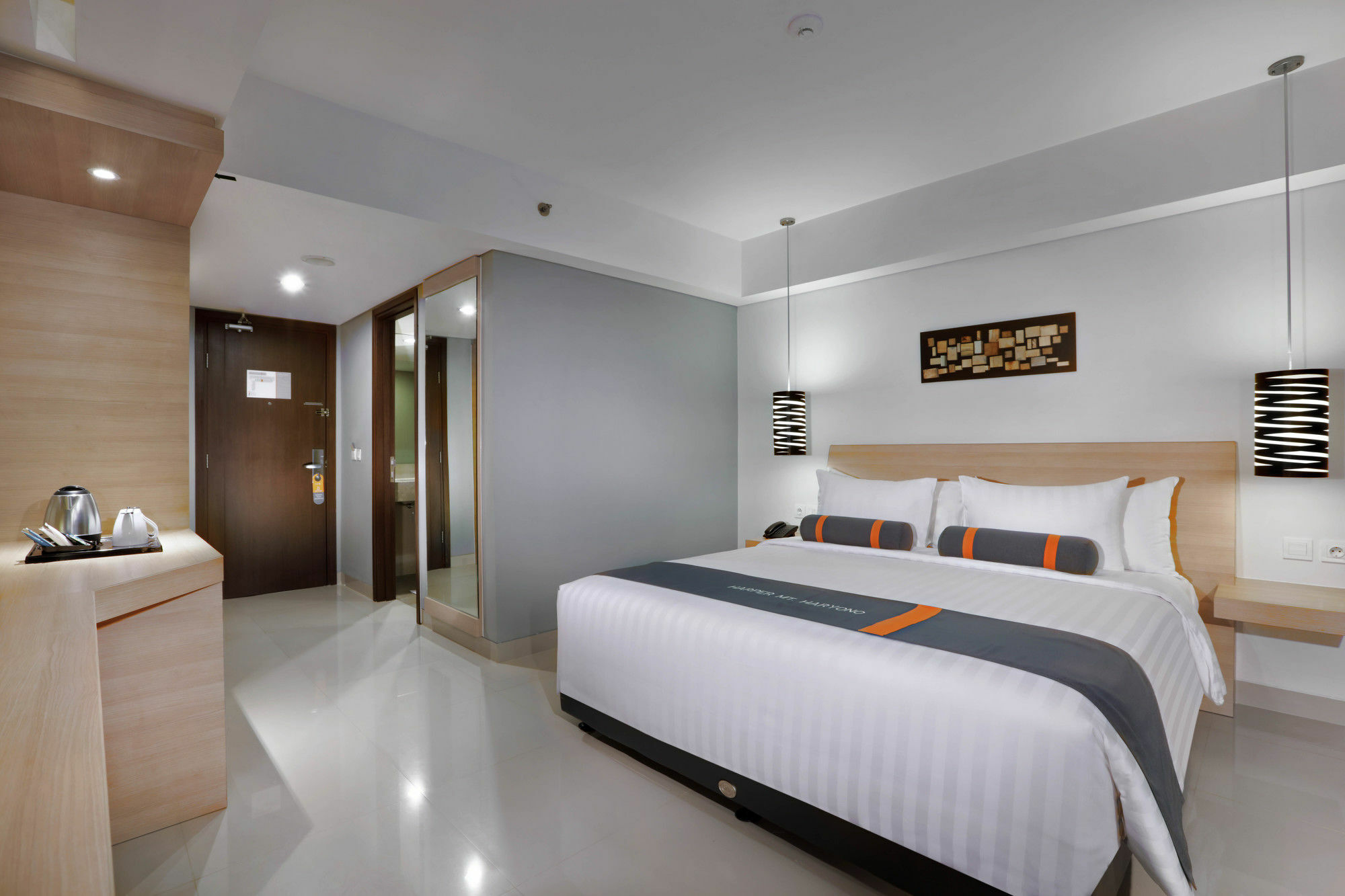 Hotel Harper Mt Haryono By Aston 4*