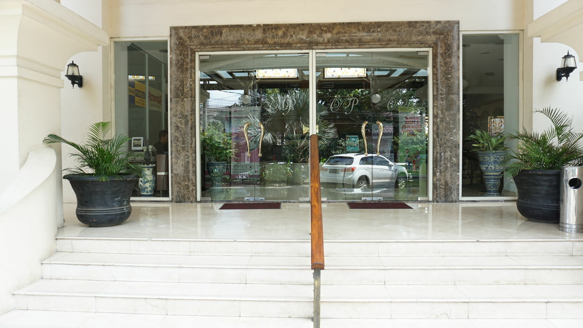 Roosseno Plaza Serviced Apartment Apartamento Jacarta