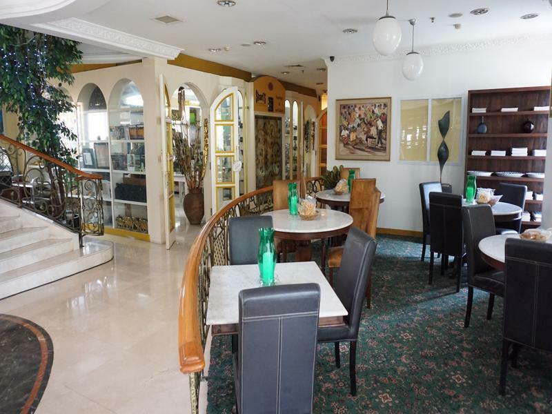 Roosseno Plaza Serviced Apartment * Jacarta