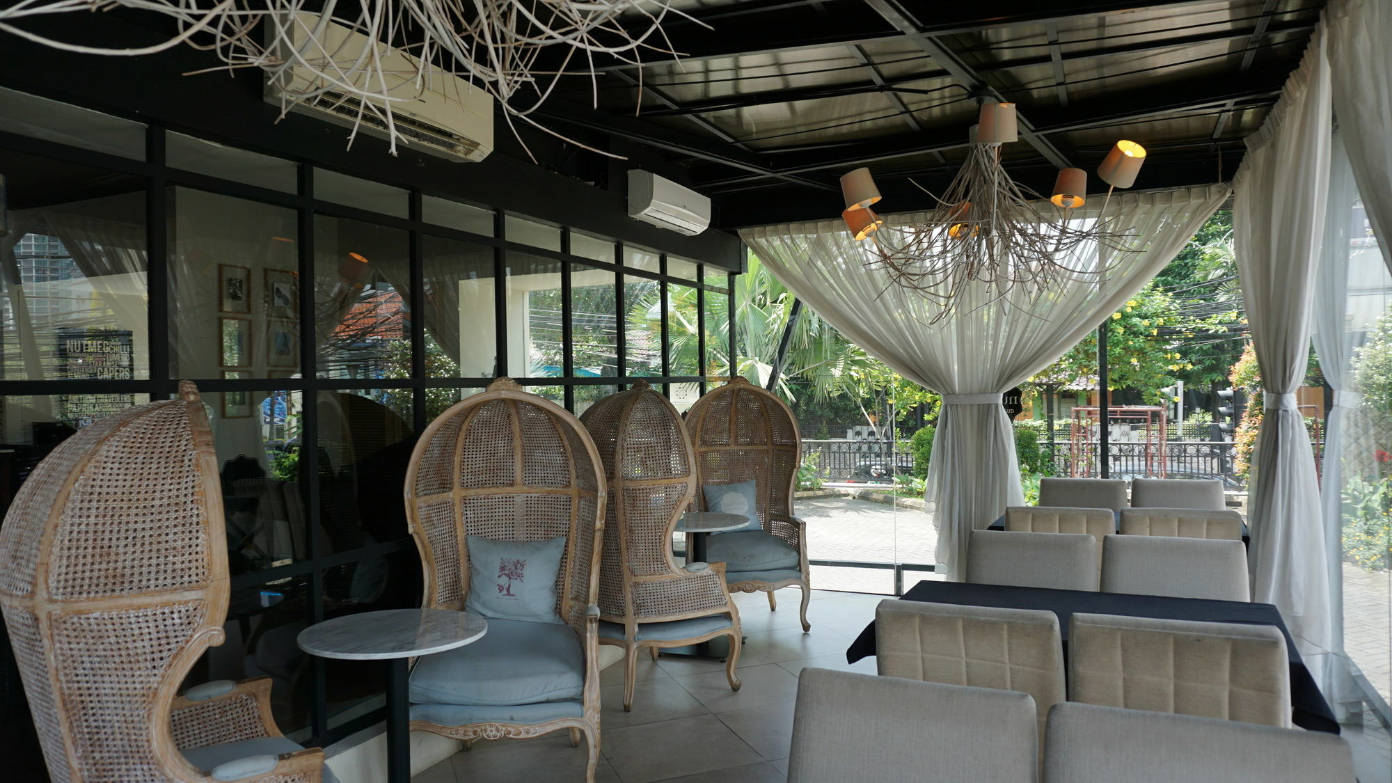 Apartamento Roosseno Plaza Serviced Apartment