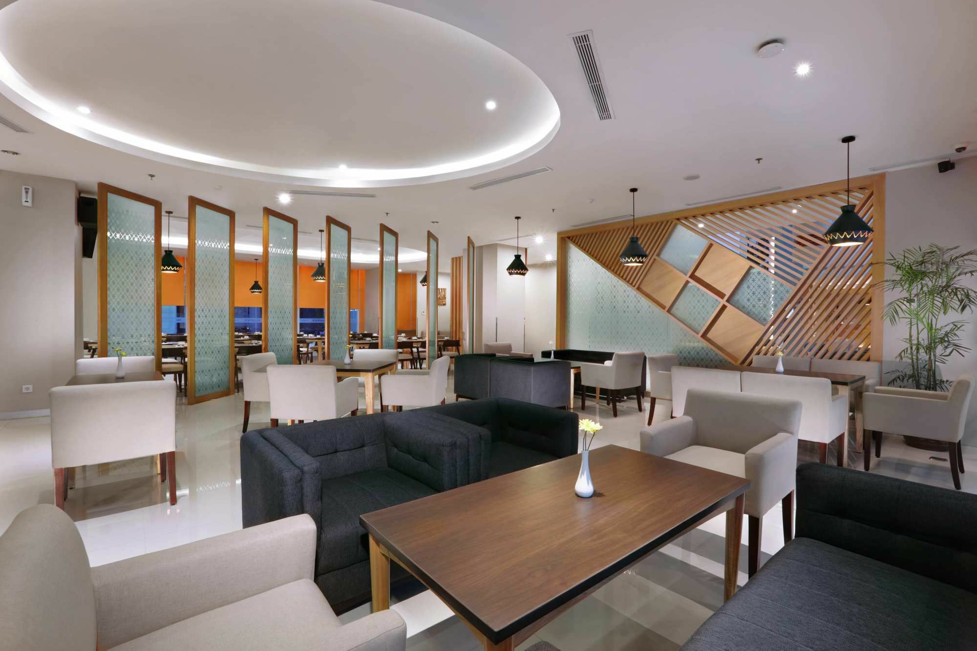 Hotel Harper Mt Haryono By Aston Jakarta
