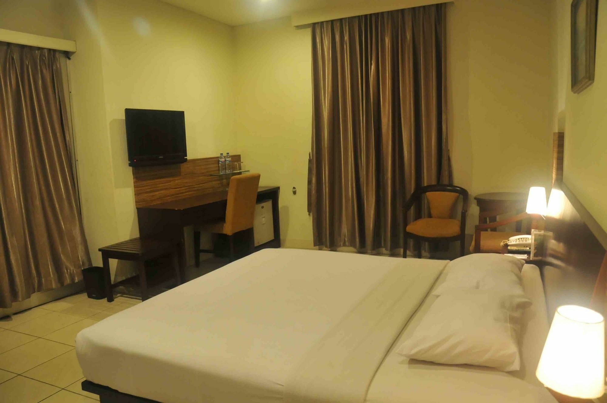 Losari Blok M Hotel