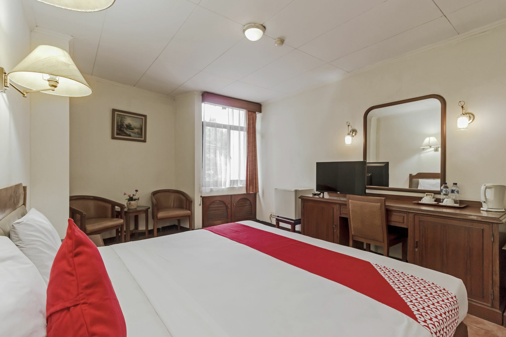 Oyo 108 Surya Hotel Jakarta