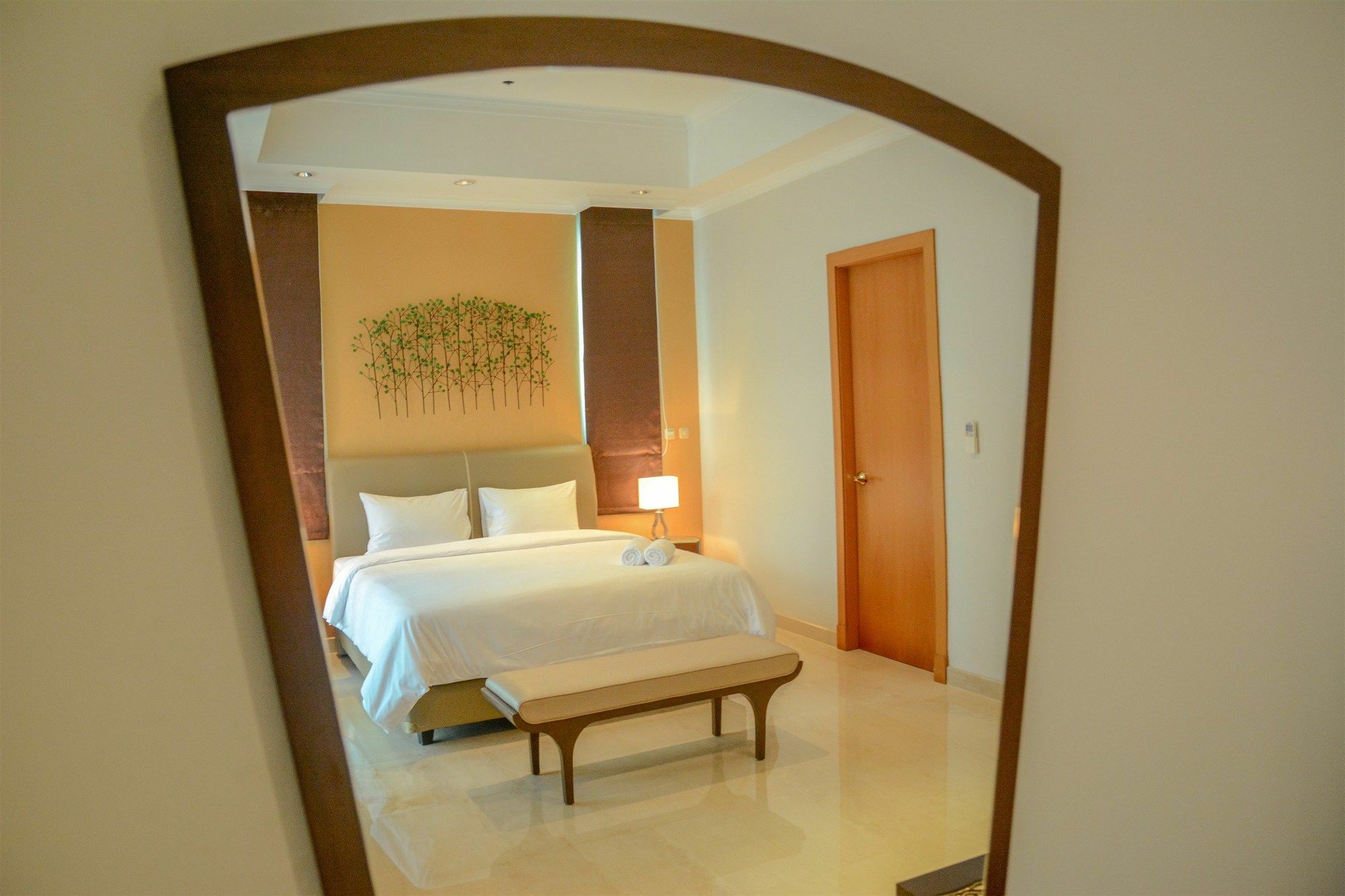 3 Bedrooms Premium Sudirman By Travelio Apartment Jakarta