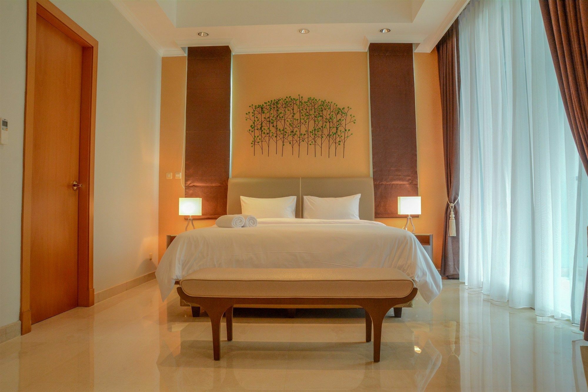 3 Bedrooms Premium Sudirman By Travelio * Jakarta
