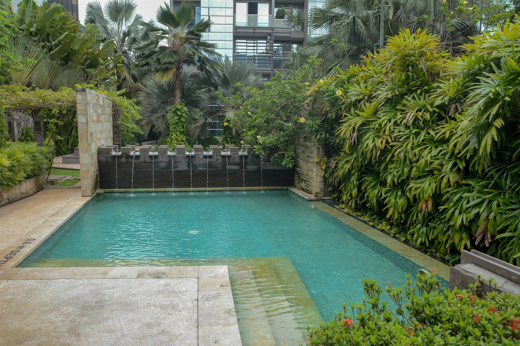 Apartment 3 Bedrooms Premium Sudirman By Travelio *