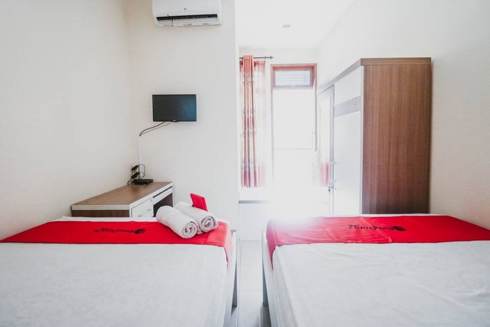 Reddoorz Near Semanggi 2*