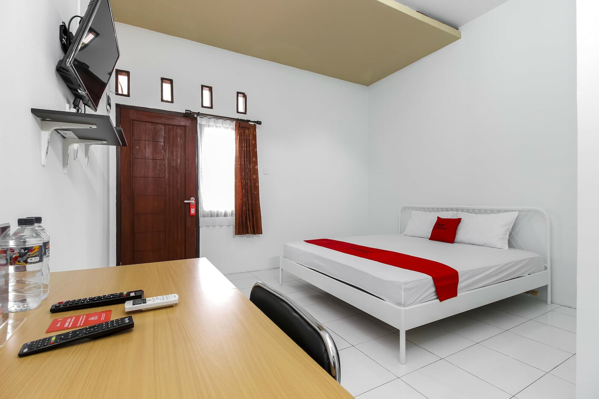 Guest house Reddoorz @ Jagakarsa 2 Jakarta