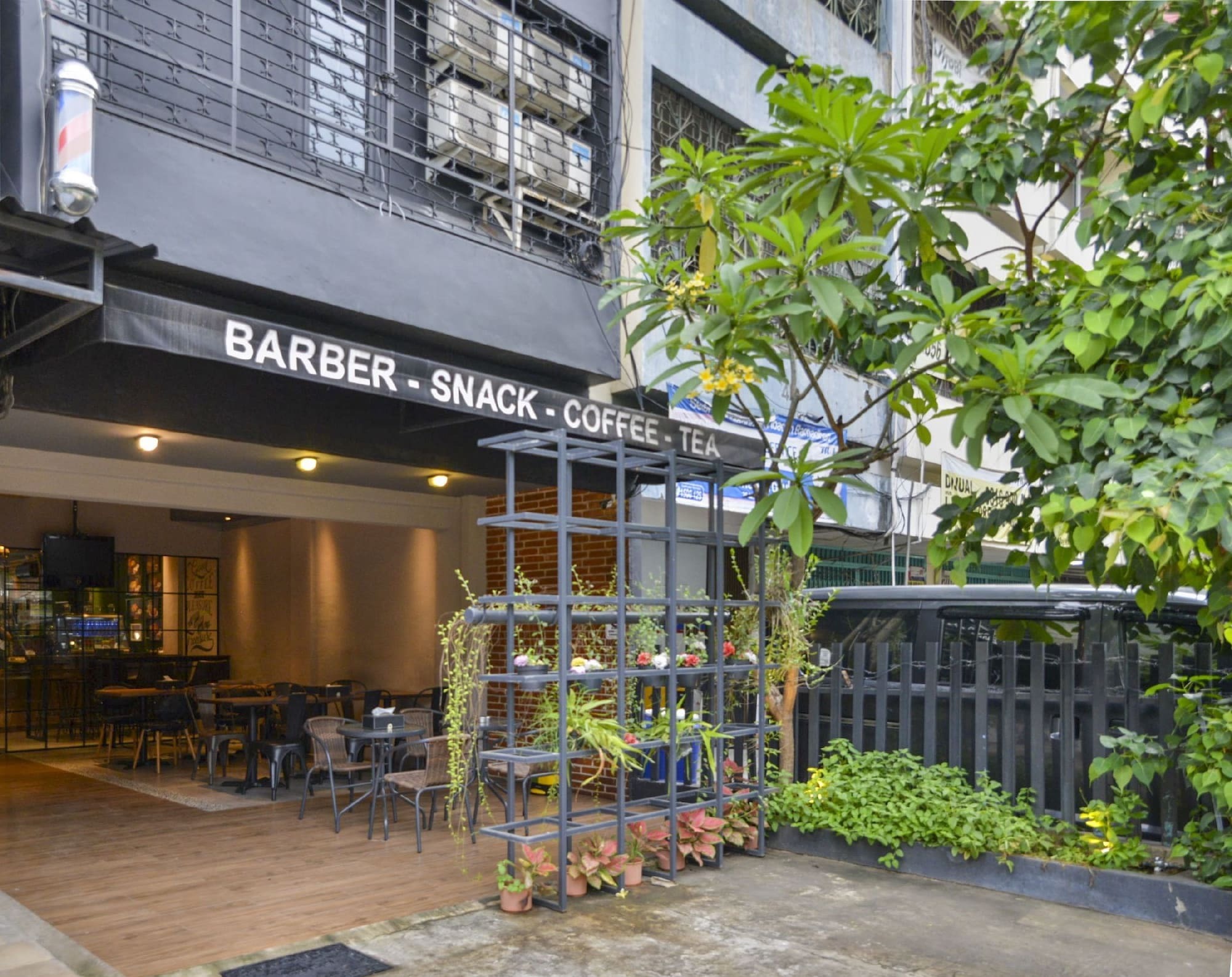 Oyo 92272 Sahaja Pasar Baru Hotel 2*