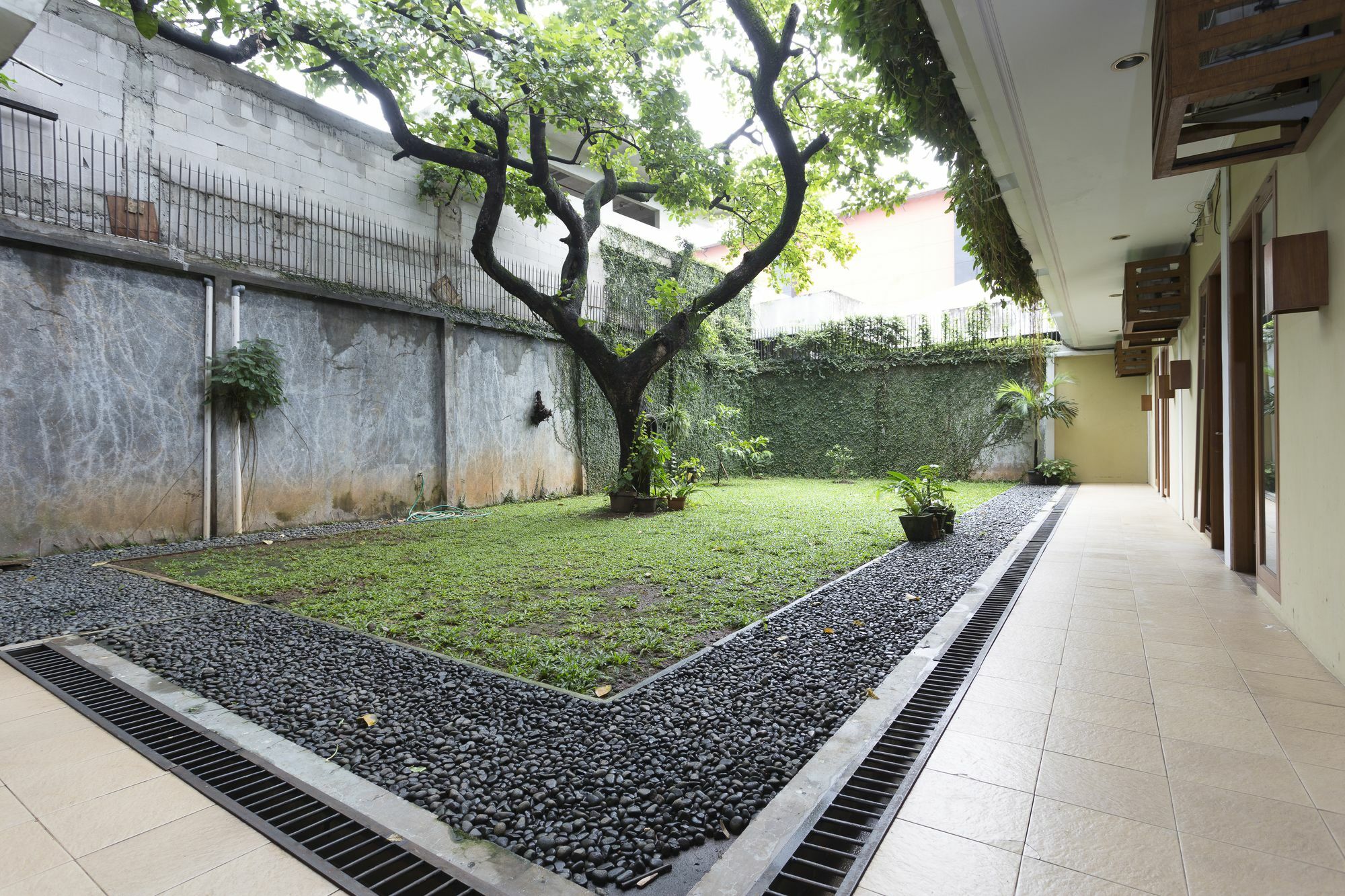 Reddoorz Near Cilandak Town Square 2 Guest house 3*