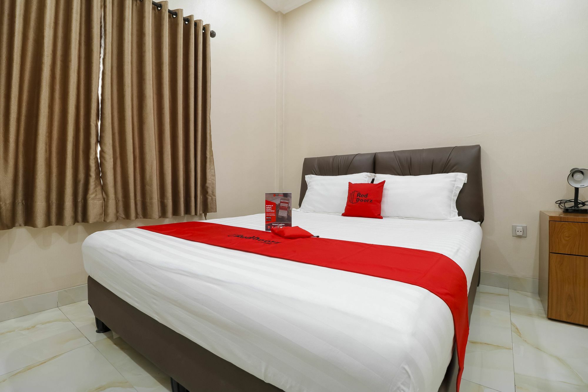 Reddoorz Syariah Near Dharmawangsa 3* Jakarta
