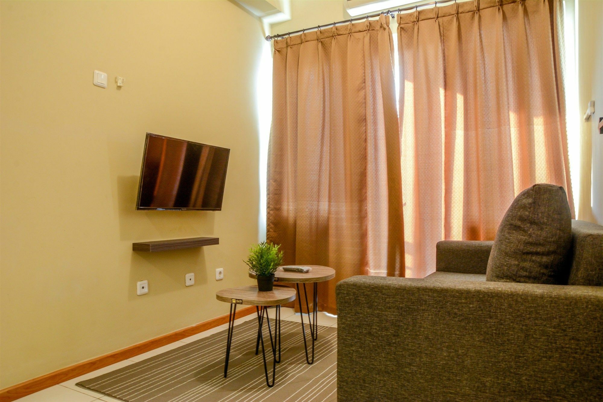 3 Bedrooms Grand Palace By Travelio Apartment *