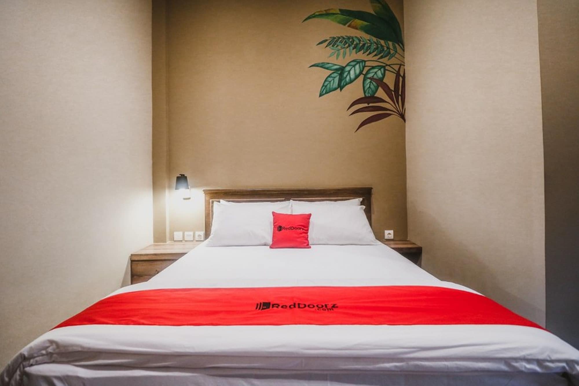 Nhà khách Reddoorz Near Mall Slipi Jaya 3*