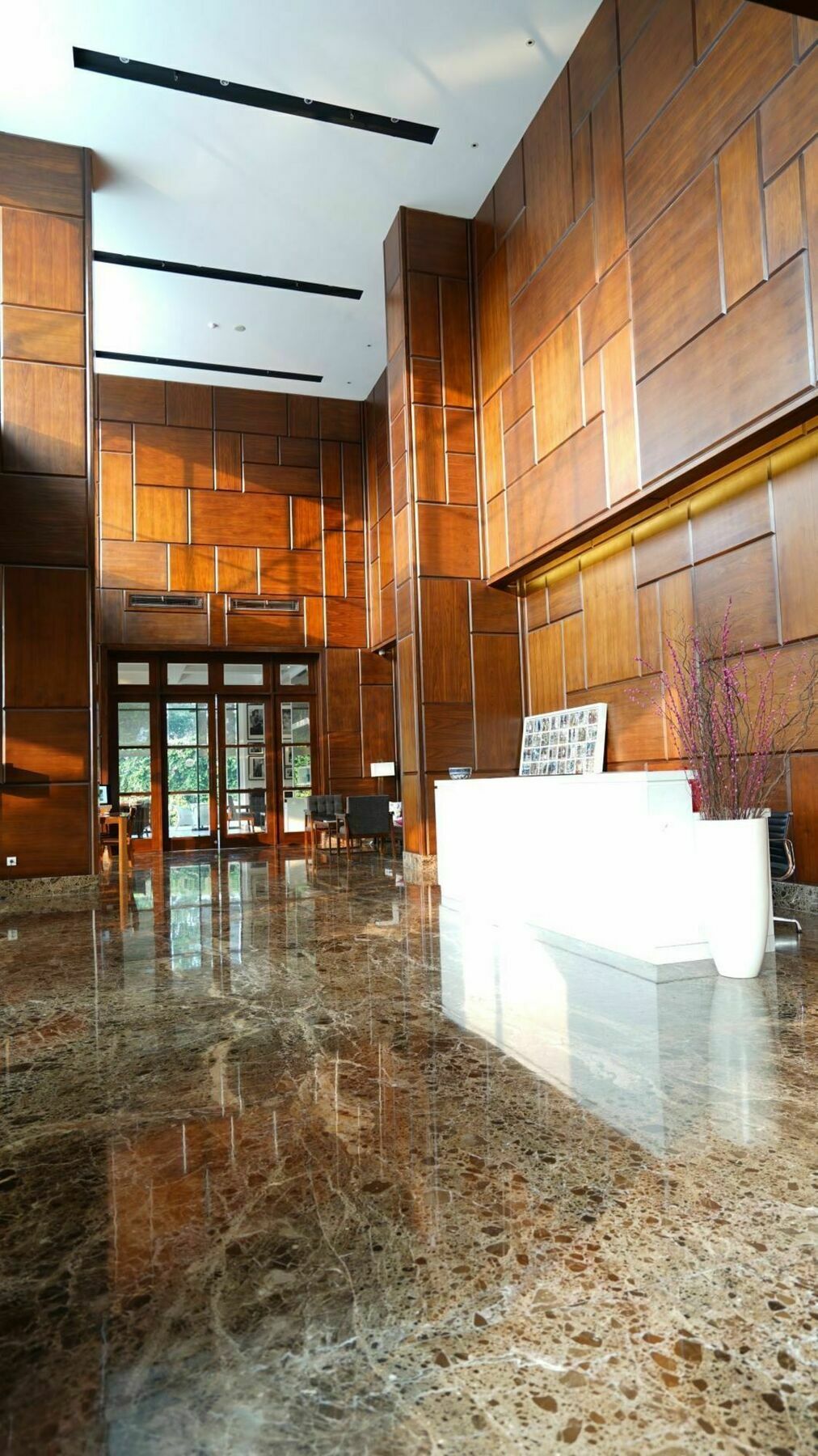 Veranda Serviced Puri Jakarta