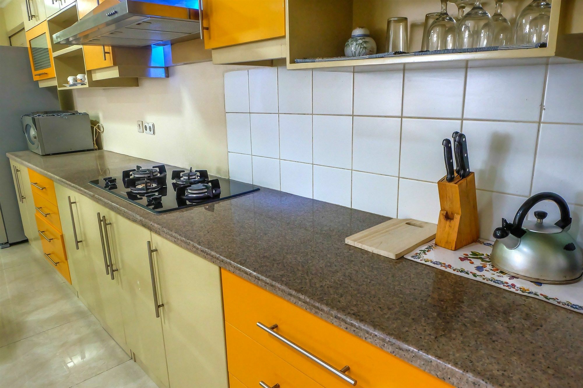 Apartment 3 Bedroom Permata Senayan By Travelio