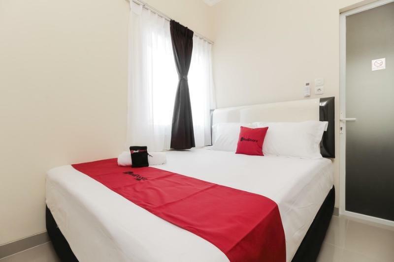 Reddoorz Near Soekarno Hatta Airport Jacarta