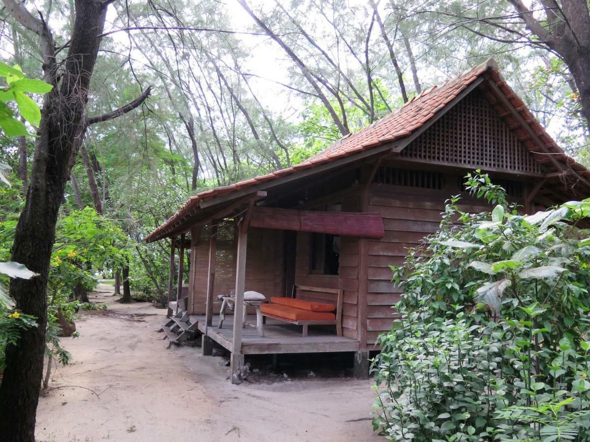 Resort Pulau Macan Eco Village & Jakarta