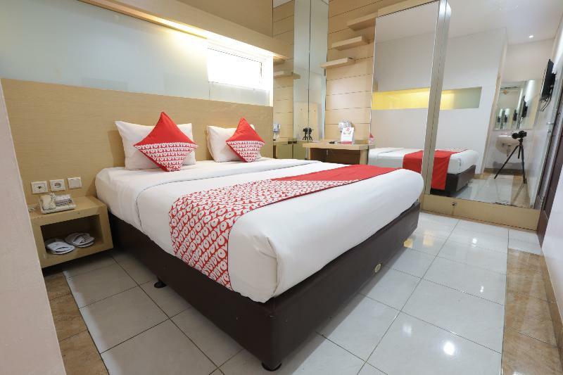 Reddoorz At Jalan Gunung Sahari Hotel 2*