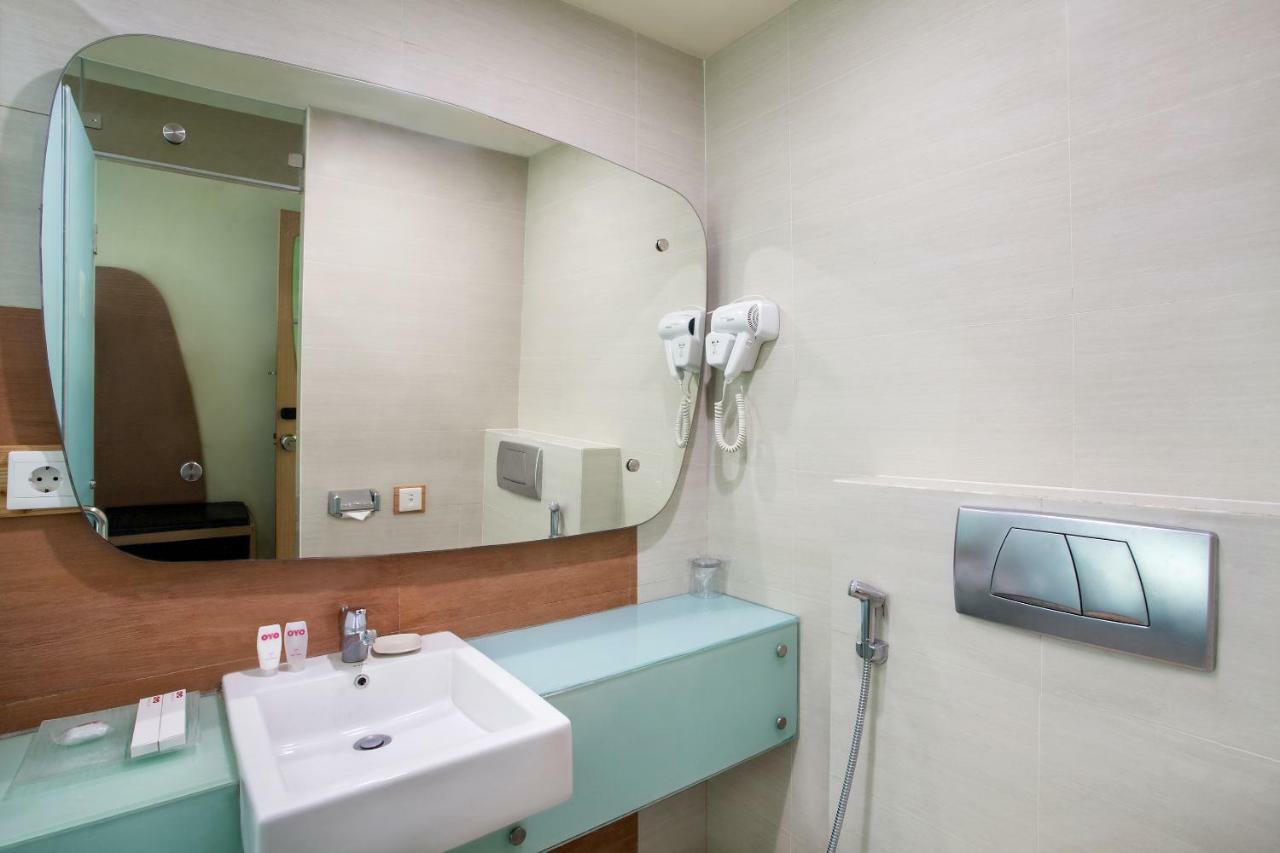 Business Tomang Jakarta