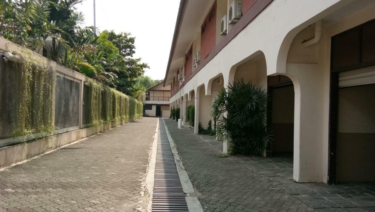 C'one Cempaka Putih