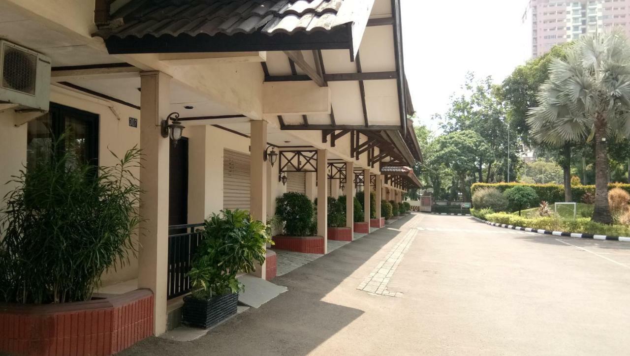 C'one Cempaka Putih 2* Jakarta
