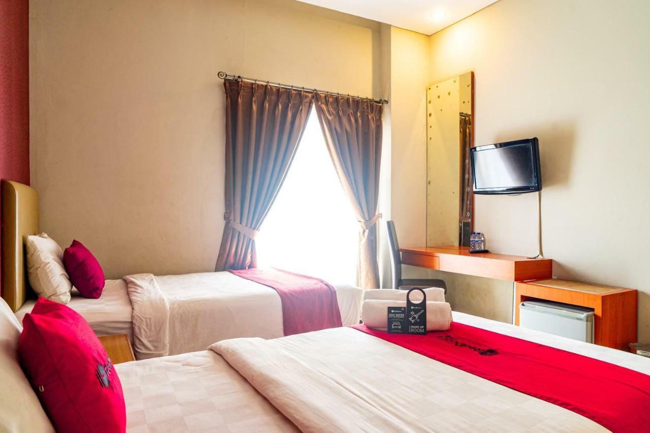 Reddoorz Near Blok M Square Jakarta