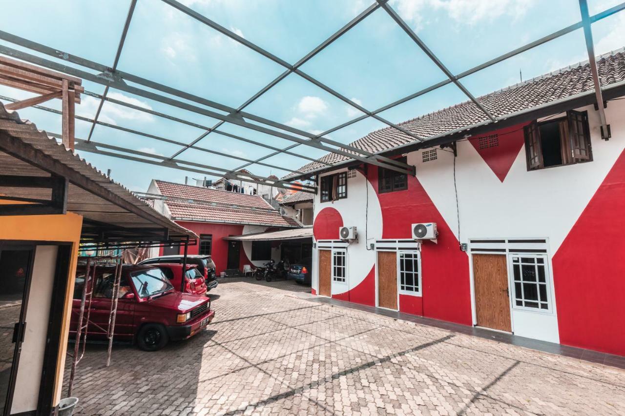 Oyo 947 Angel Syariah Hotel Jakarta